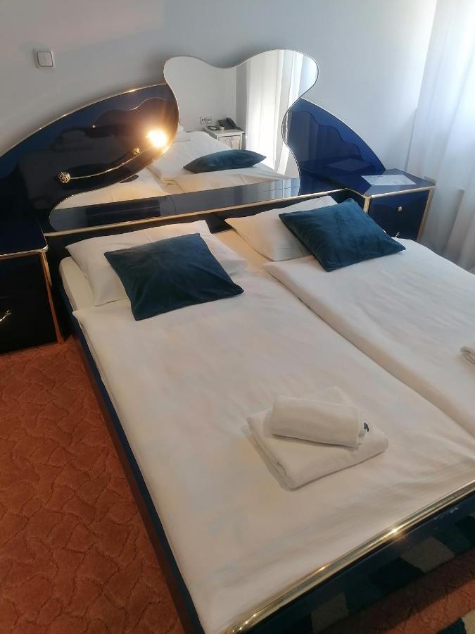 Hotel Garny Pleso Велика Горица Екстериор снимка