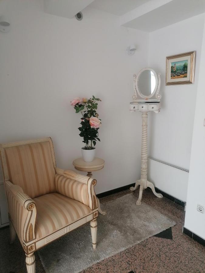 Hotel Garny Pleso Велика Горица Екстериор снимка