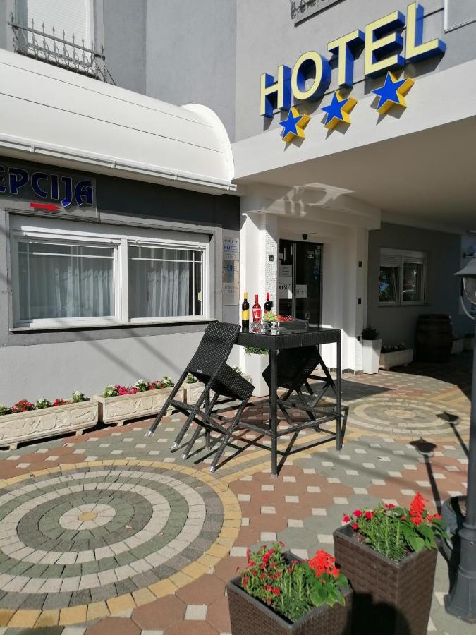 Hotel Garny Pleso Велика Горица Екстериор снимка