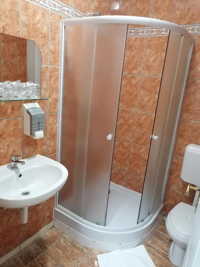 Hotel Garny Pleso Велика Горица Екстериор снимка