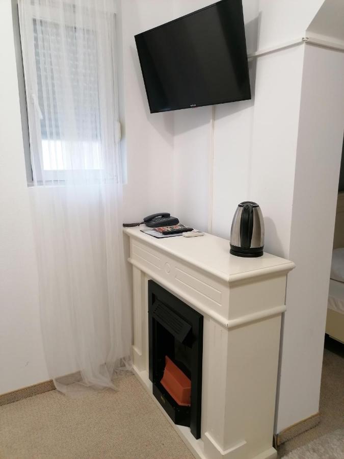 Hotel Garny Pleso Велика Горица Екстериор снимка