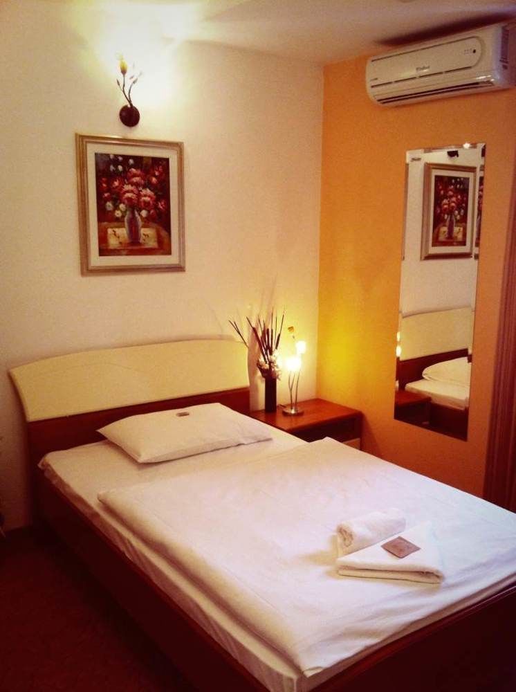 Hotel Garny Pleso Велика Горица Екстериор снимка