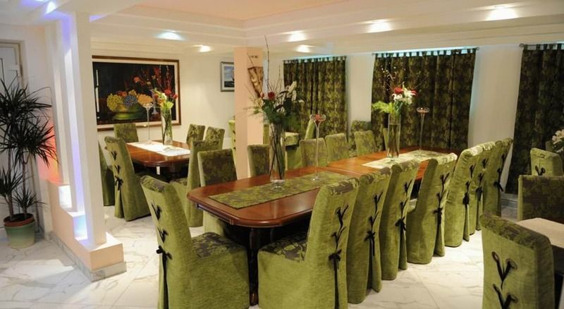 Hotel Garny Pleso Велика Горица Екстериор снимка