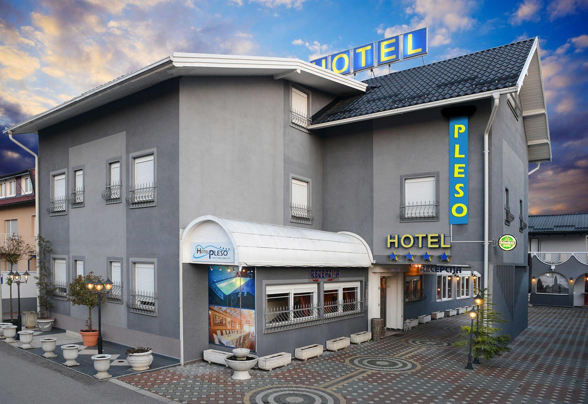 Hotel Garny Pleso Велика Горица Екстериор снимка
